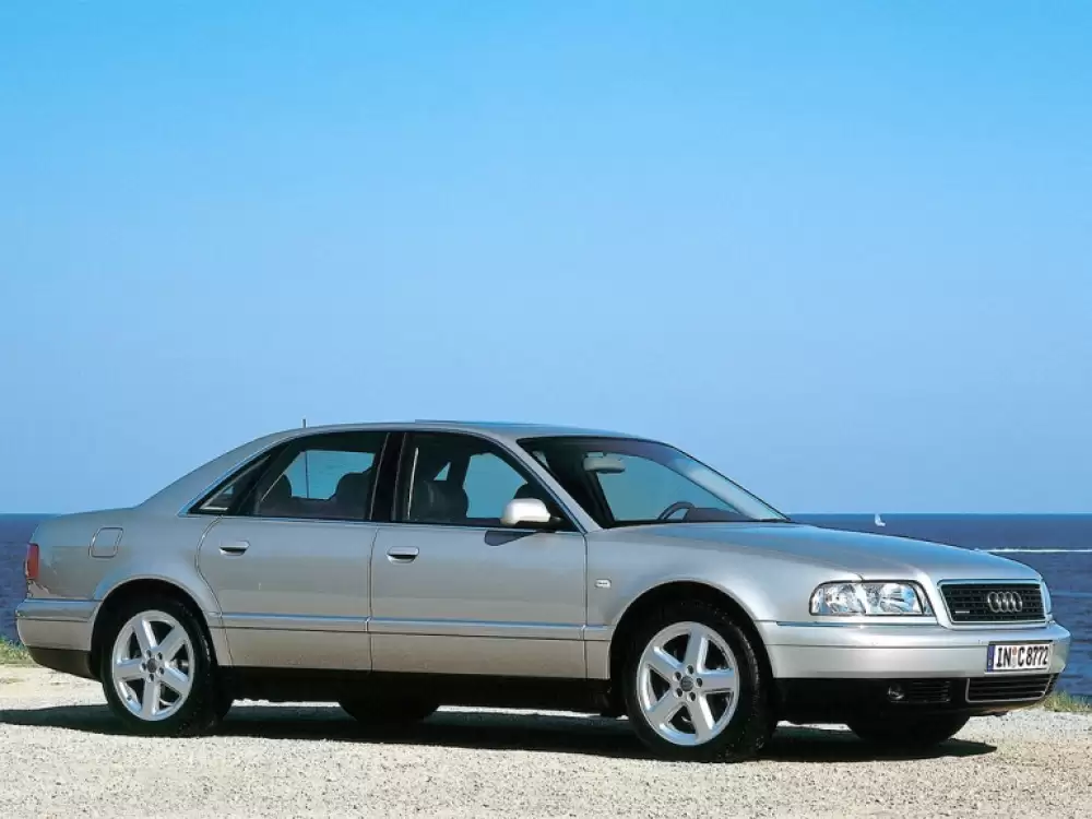 AUDI A8/S8 (D2) (1994-2002) COVORAȘ AUTO 